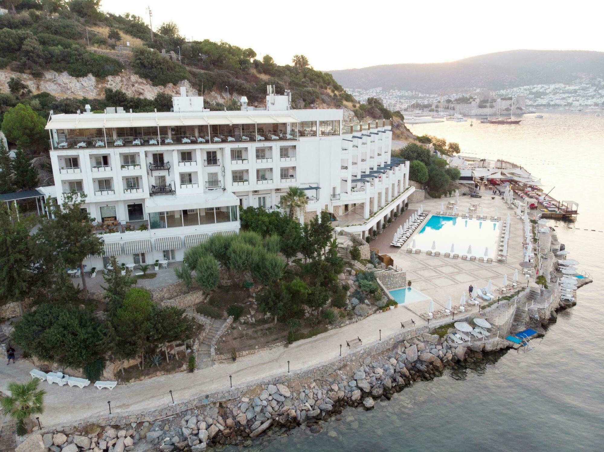 מלון La Quinta By Wyndham 4*